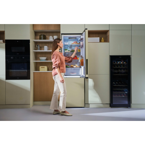 COMBINATO 279 LT CREMA NOFROST E 182,5X55 CANDY