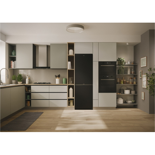 COMBINATO 355 LT NERO NOFROST E 185X59,5 CANDY